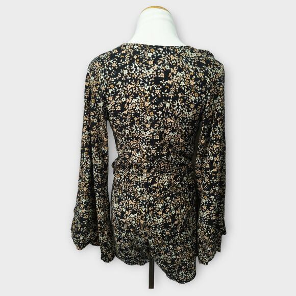 Womens Free People Deep V Front Tie Sash Black Flowered Romper Size XS - Picture 4 of 9